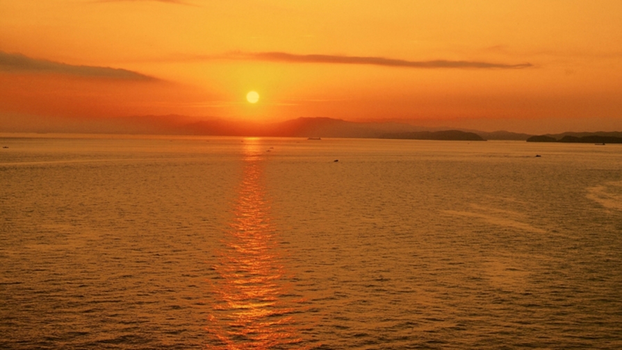 夢大地★広がる海のパノラマと朝陽の絶景